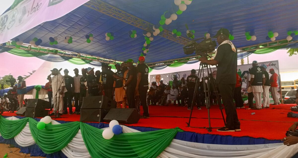 Makinde calls for economic, security ‘reset’ at campaign group launch
