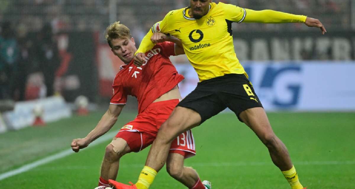 Bundesliga leaders Borussia Dortmund held to goalless draw away to Union Berlin