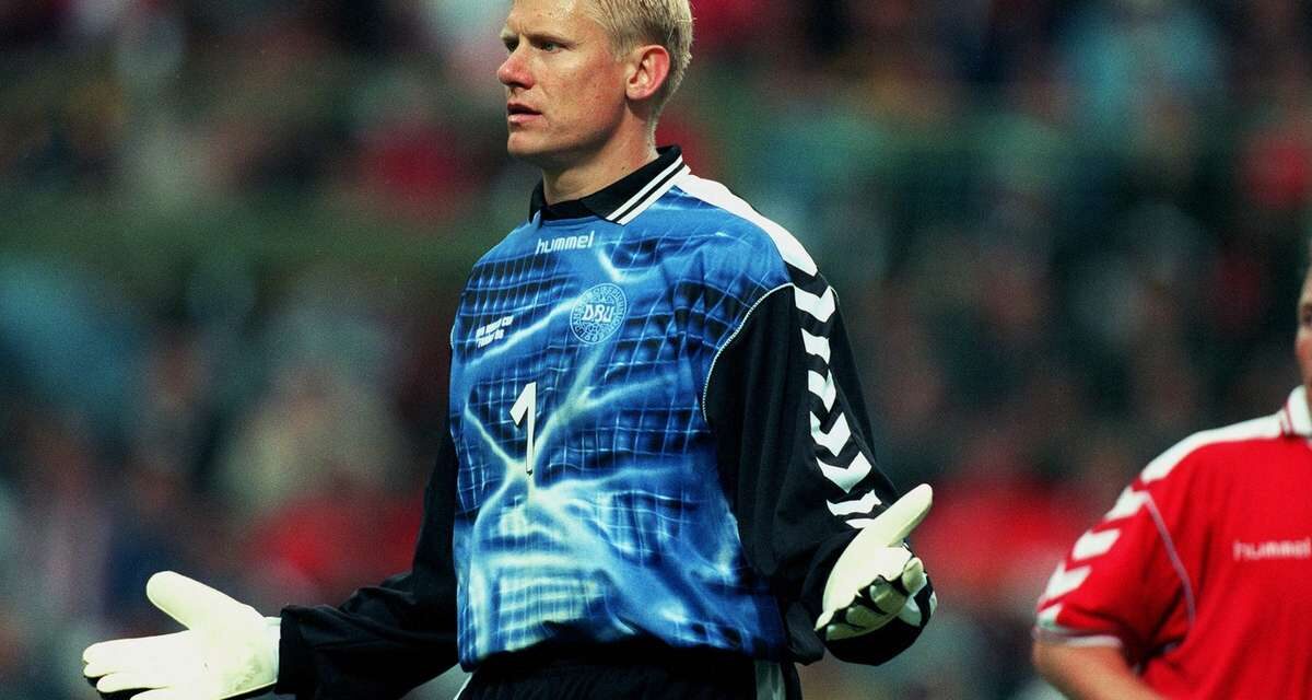 Ex-Newcastle player Albert relives famous Schmeichel chip 30 years on