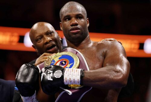 Dubois downs Wardley in second-round knockout to retain WBO heavyweight title