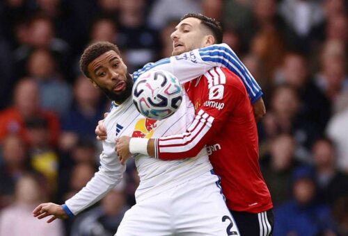 Manchester United’s winless run continues with draw against Leeds