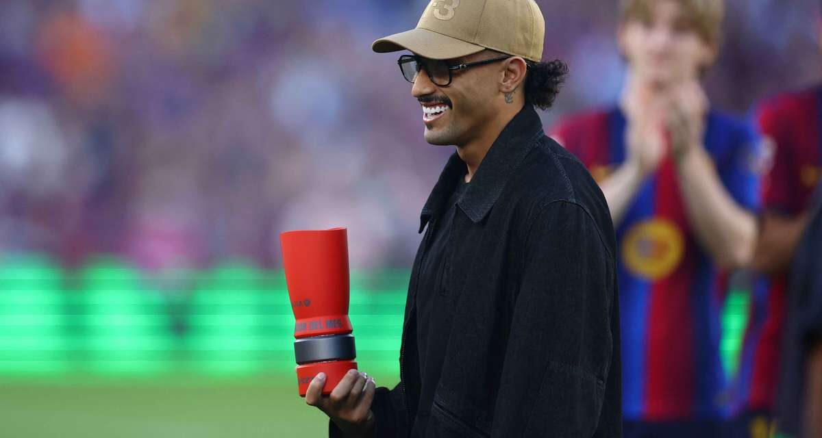 Barcelona: Flick confirms return of Raphinha and De Jong