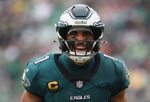 Eagles QB Jalen Hurts ruled out for season due to blood clots in his lungs