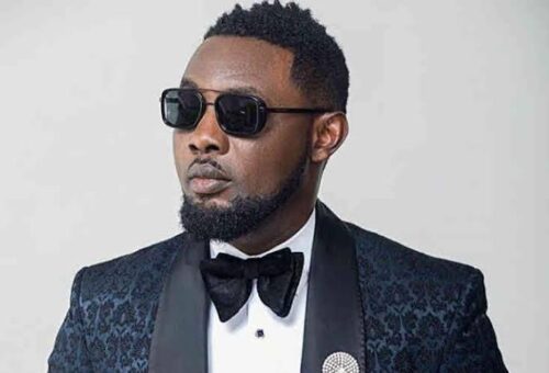 Nigerian Comedian AY Apologises To Cardiff Fans Over Delayed Show