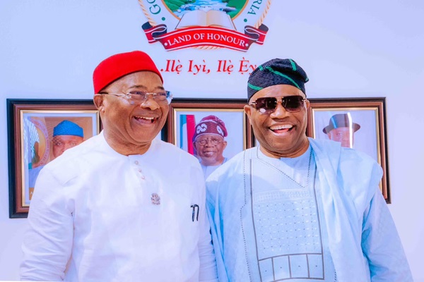 PHOTOS: Akpabio, Uzodimma Share Warm Moments At Gov Oyebanji’s Swearing-in