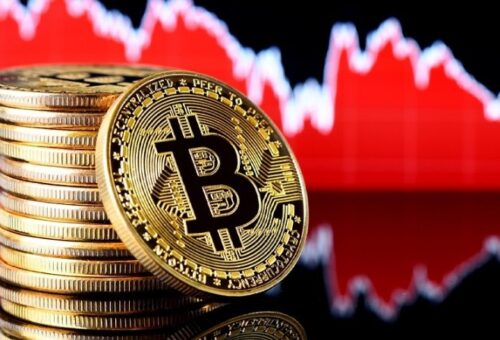 Bitcoin drops below ,000 as  billion Binance hack rattles crypto market