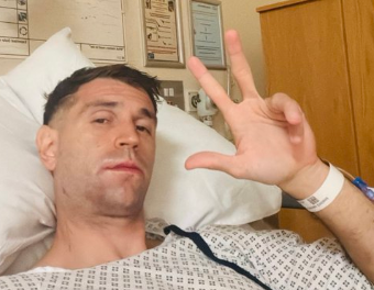 Chelsea Goalkeeper Emiliano Martinez Undergoes Jaw Surgery
