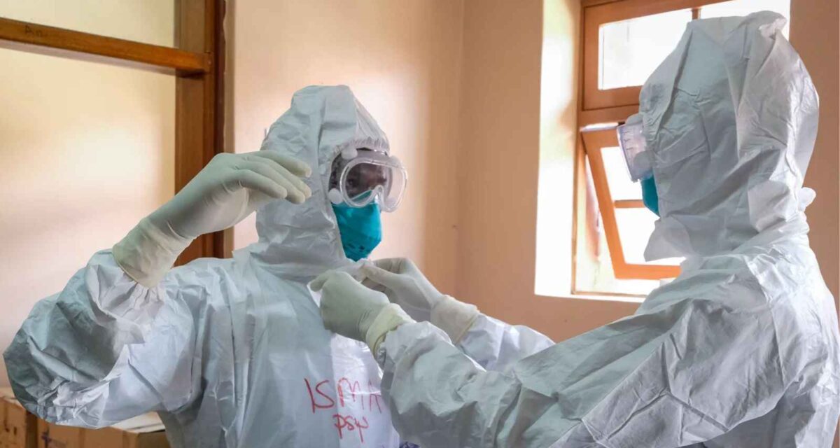 Ebola: Travellers face tighter checks at Nigerian airports