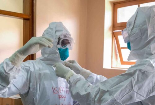 Ebola: Travellers face tighter checks at Nigerian airports