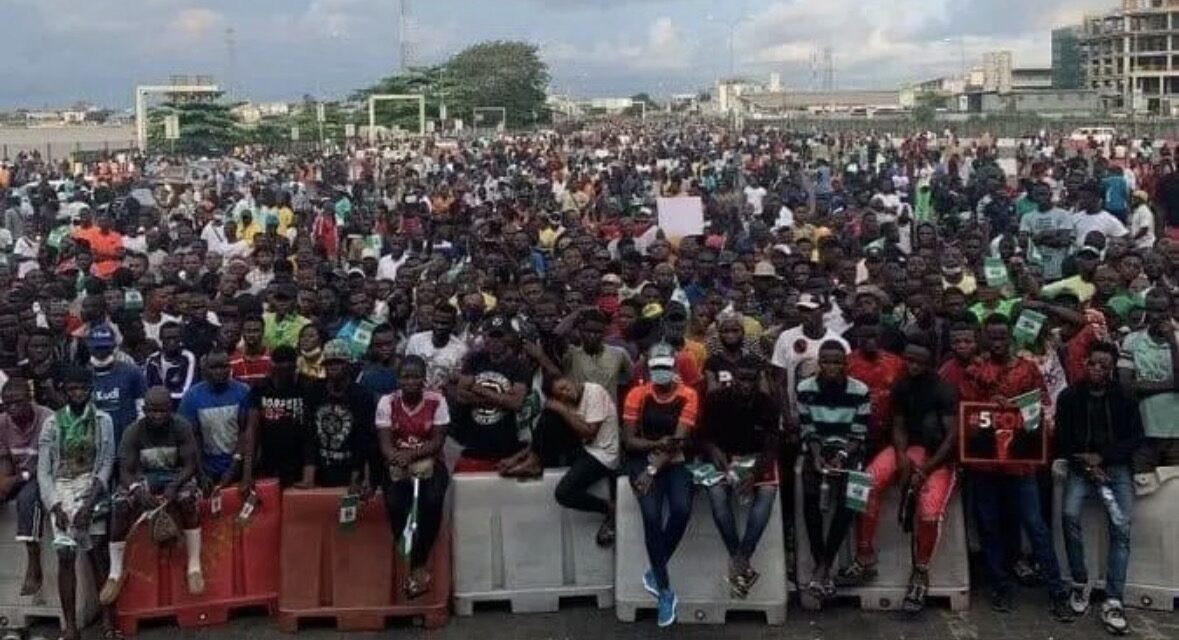‘Who ordered the shootings’ — Sowore demands prosecution over Lekki Toll Gate incident
