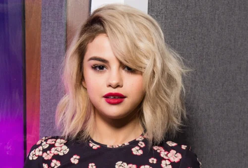 Selena Gomez Says Nicotine Vaping Has Changed Her Voice, Urges Fans To Quit – Arise News