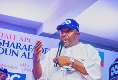 Makinde’s ₦100bn Loan Plan Risks Bankrupting Oyo To Fund 2027 Elections, Alli Camp Says – Arise News