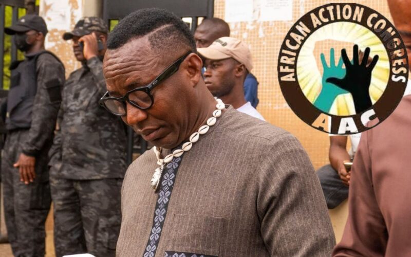 Sowore, Ekiti police give conflicting accounts of alleged attack on AAC presidential candidate Sowore, Ekiti police give conflicting accounts of alleged attack on AAC presidential candidate