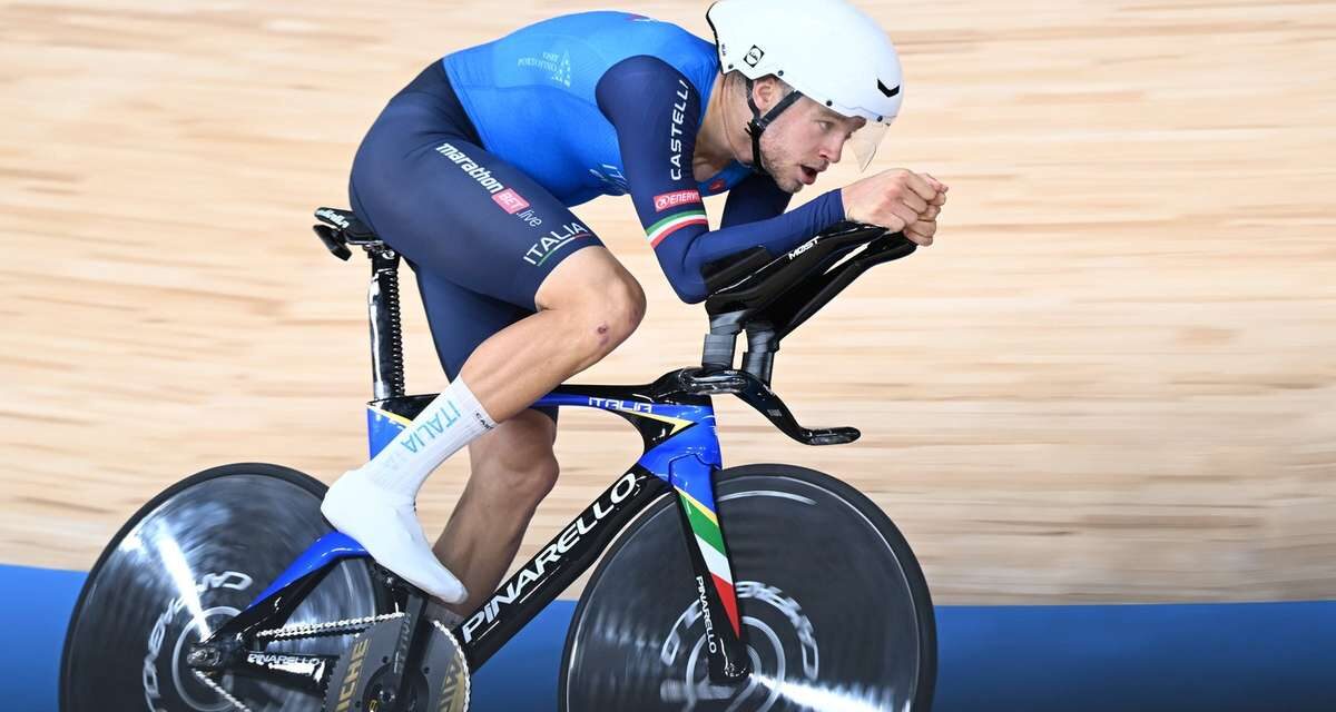 Jonathan Milan beats Rodenberg to win pursuit at track worlds after smashing world record