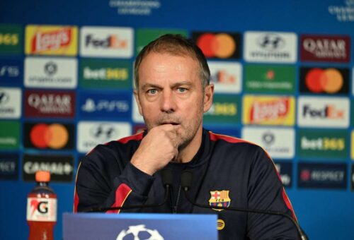 Flick considering using fit-again Frenkie de Jong in defence ahead of PSG clash