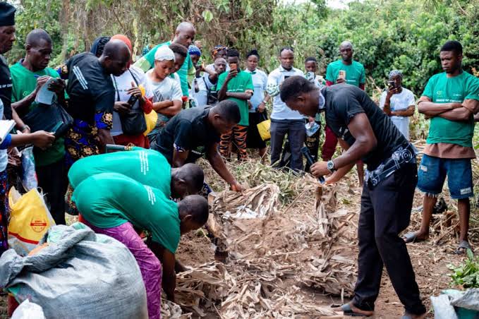 Oyo Trains 24,000 Farmers On Soil Testing, Modern Farming